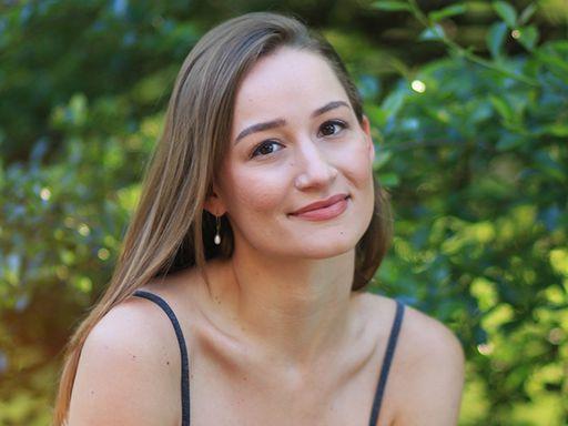 校友 Spotlight: Danika Gottbrecht '13 Receives Fulbright Award